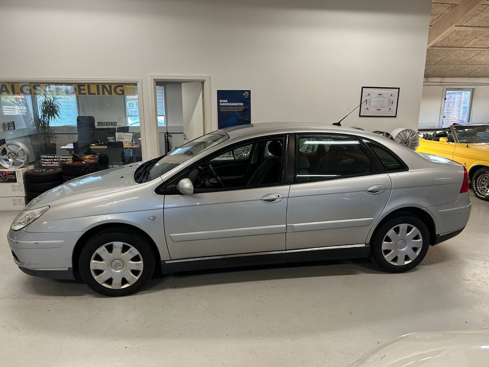 Citroën C5 2,0i 16V Elegance aut. 5d
