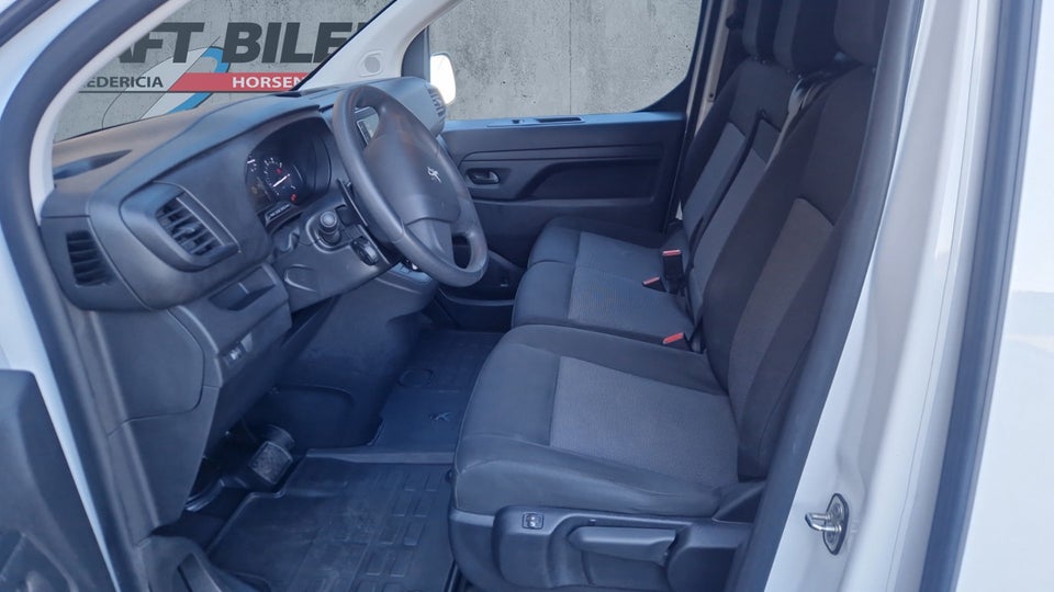 Peugeot Expert 2,0 BlueHDi 144 L2 Plus EAT8 Van