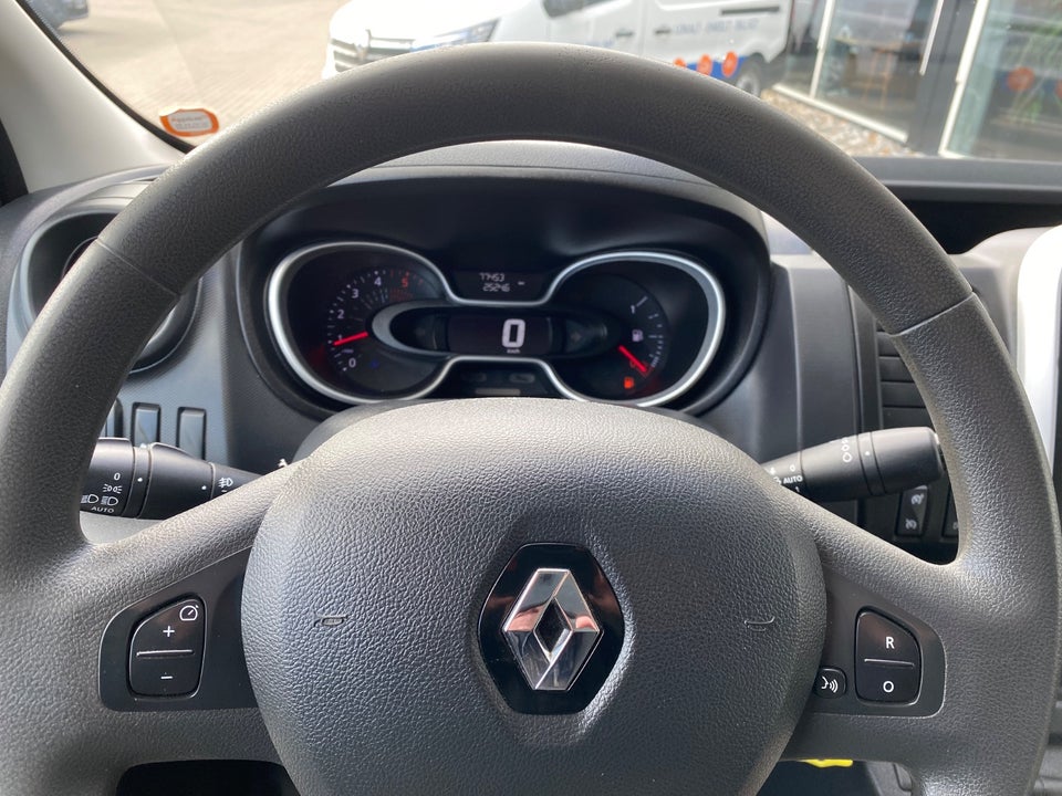 Renault Trafic T29 2,0 dCi 145 L2H1