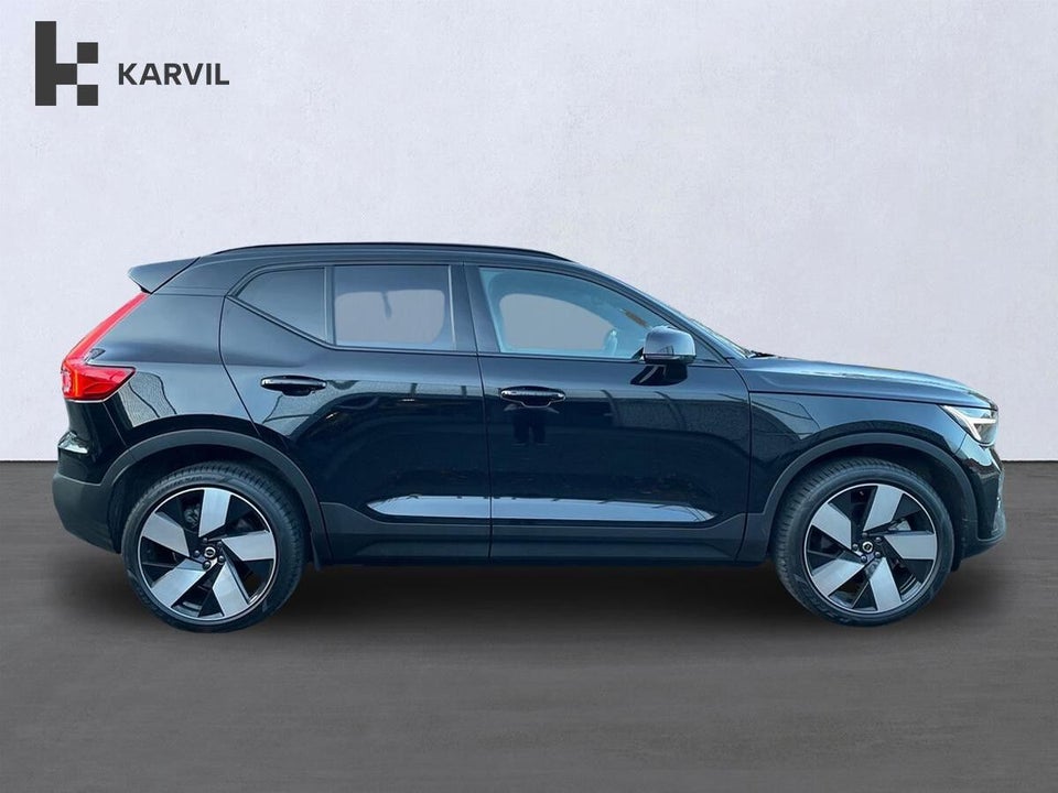 Volvo EX40 Twin Performance Plus 5d