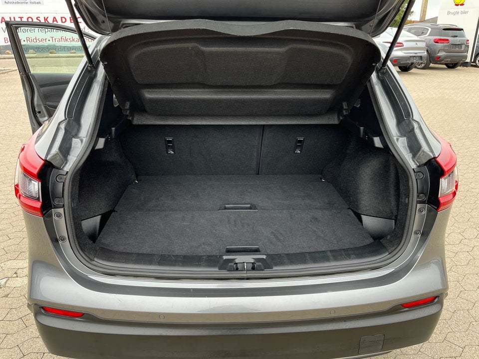 Nissan Qashqai 1,2 Dig-T 115 N-Connecta 5d