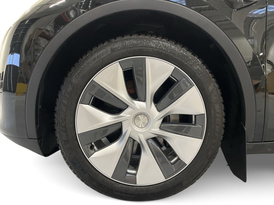 Tesla Model Y RWD 5d
