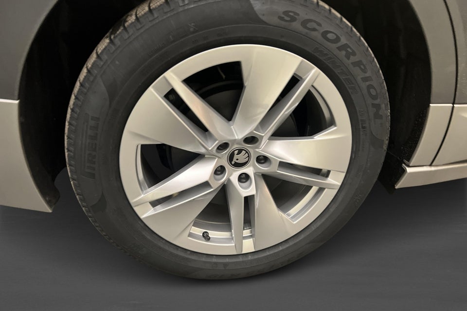 Skoda Enyaq 60 iV Premium 5d