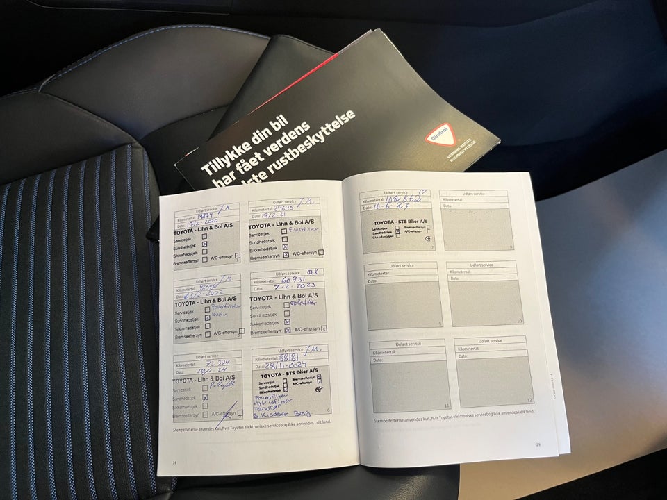 Toyota RAV4 2,5 Hybrid H3 Style MDS 5d