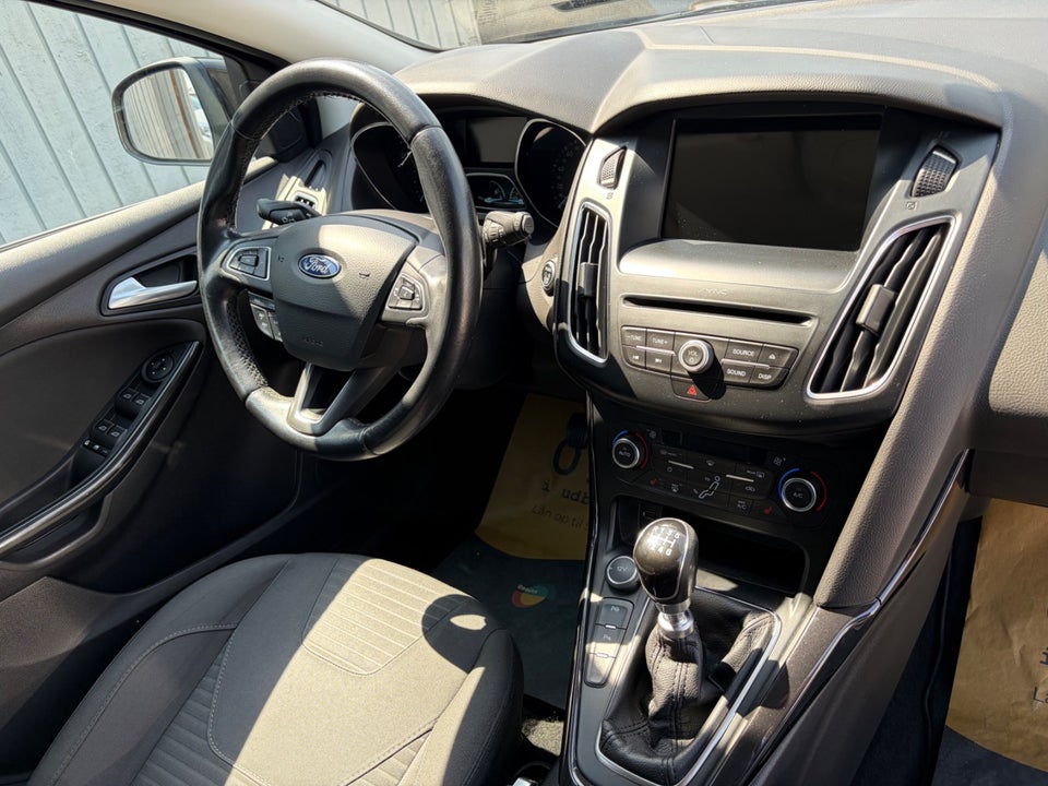 Ford Focus 1,0 SCTi 125 Titanium stc. 5d