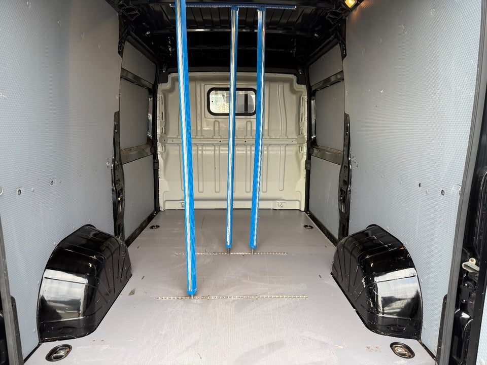 Citroën Jumper 35+ 2,2 BlueHDi 165 L2H2 FlexLine