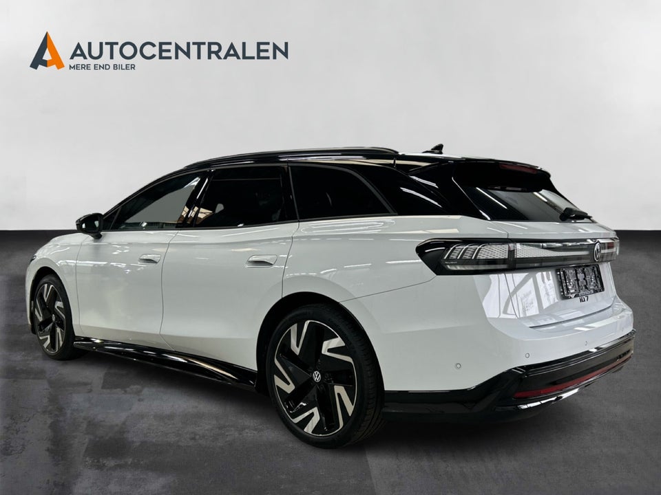 VW ID.7 86 Style S Tourer 5d