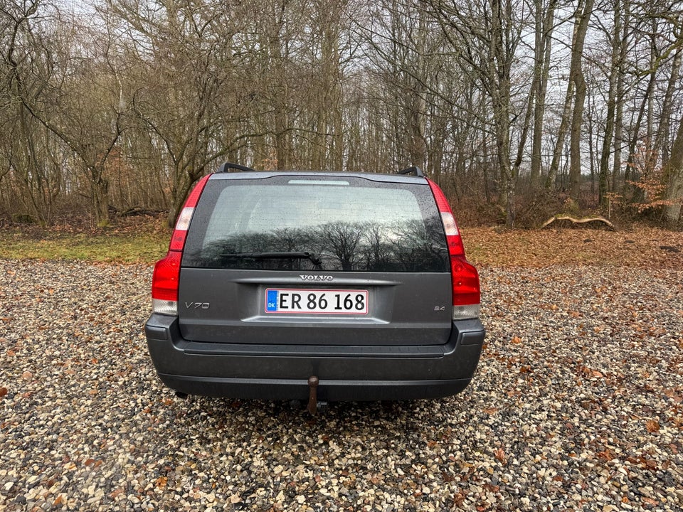 Volvo V70 2,4 170 aut. 5d