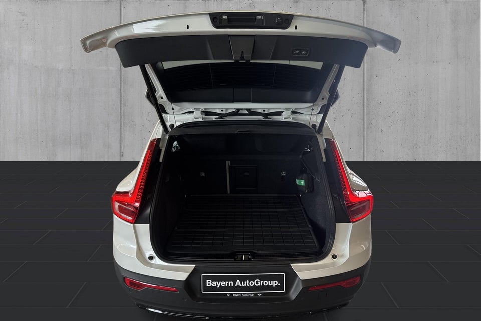 Volvo EX40 Extended Range Core 5d