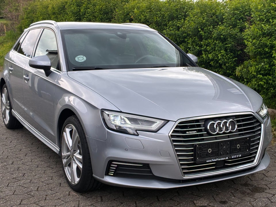 Audi A3 1,4 e-tron Sportback S-tr. 5d