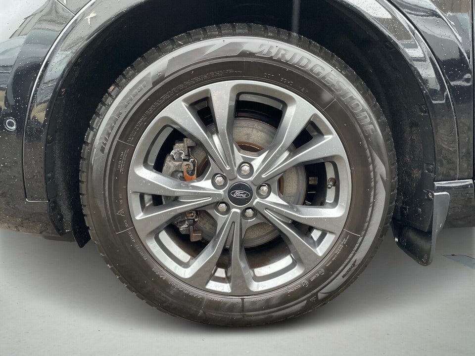 Ford Kuga 2,5 PHEV ST-Line X CVT 5d