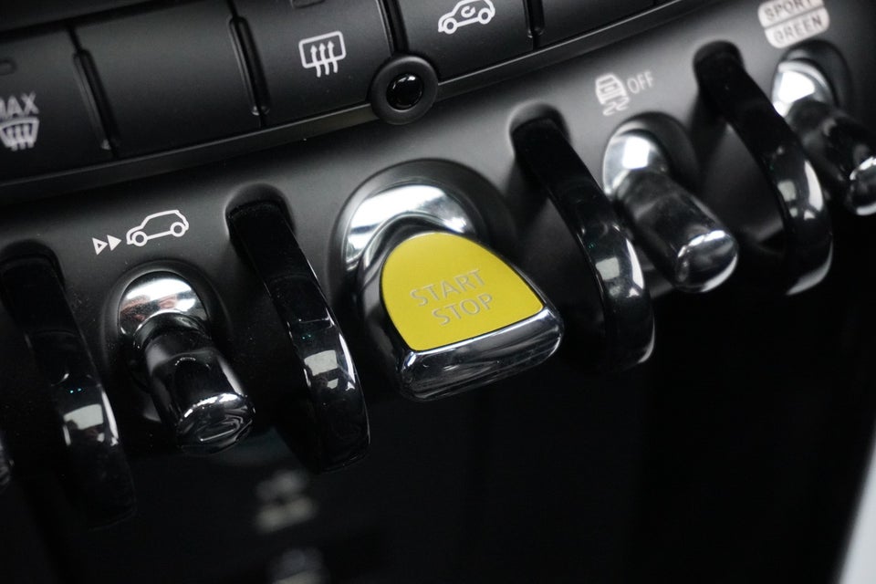 MINI Cooper SE Edition Premium Plus 3d