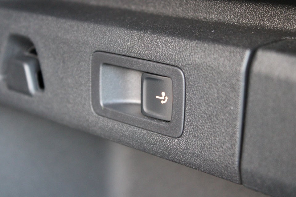 Skoda Elroq 85 iV Premium Advanced 5d