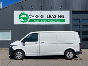 VW Transporter, modelår 2022, 86,000 km