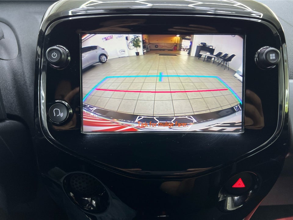 Toyota Aygo 1,0 VVT-i x-black 5d