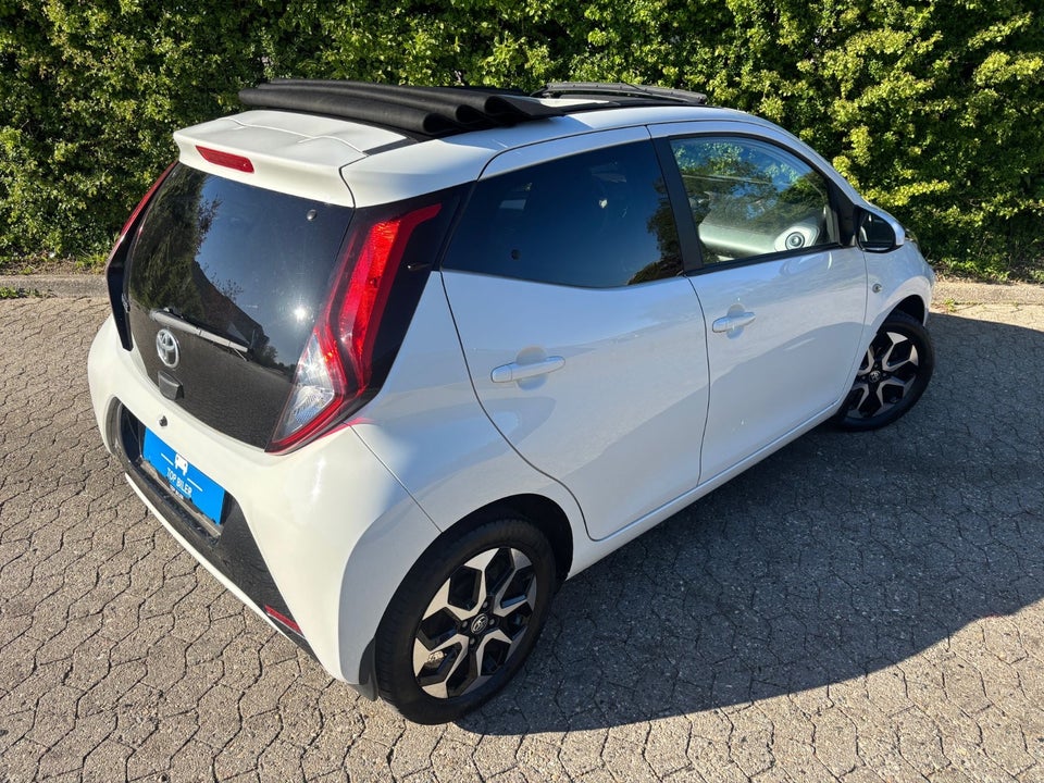 Toyota Aygo 1,0 VVT-i x-sky 5d