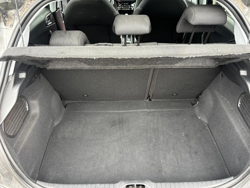 Peugeot 208 1,2 VTi 82 Allure 5d