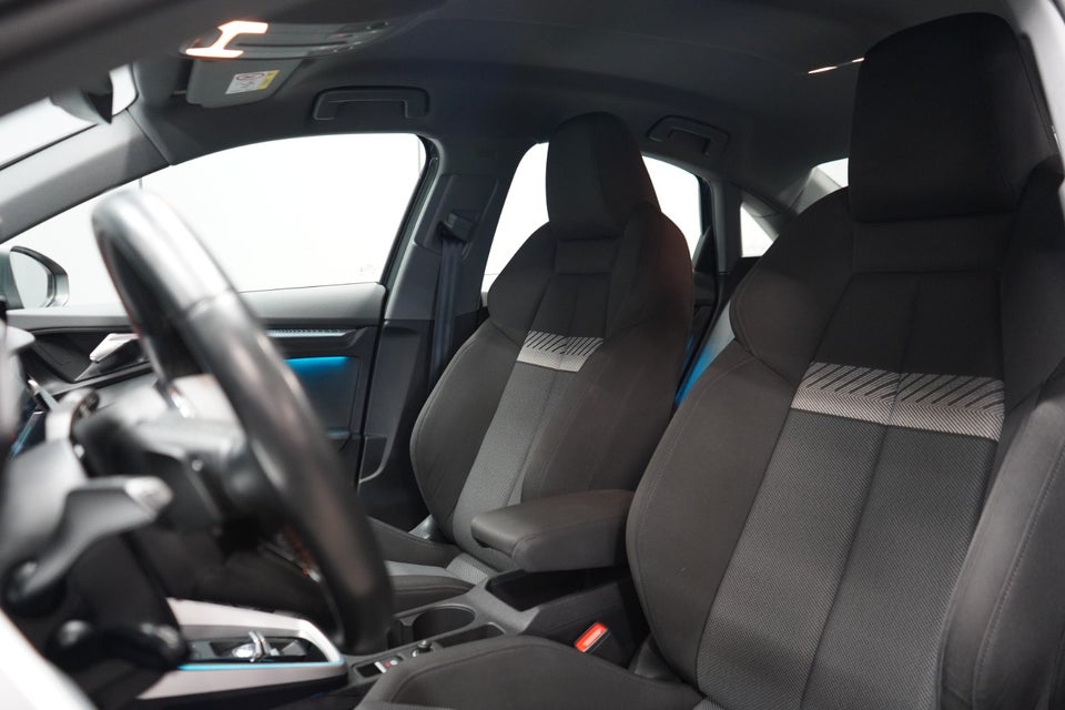 Audi A3 35 TFSi S-line S-tr. 4d