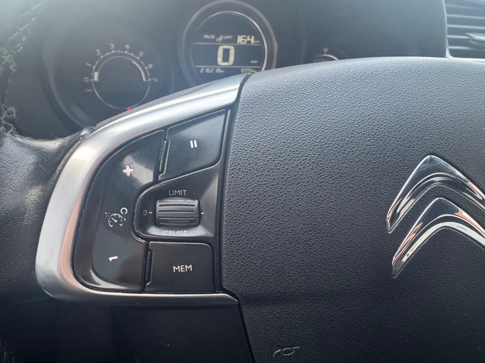 Citroën C4 1,6 BlueHDi 100 Feel Complet Van 5d