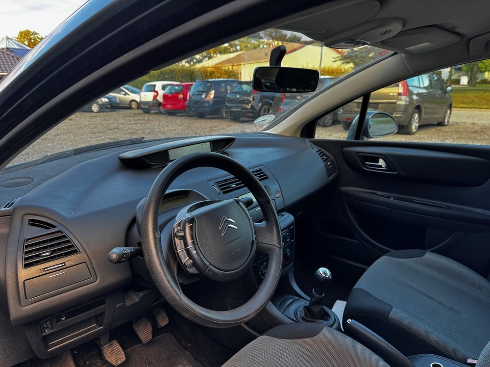 Citroën C4 1,6 16V 5d