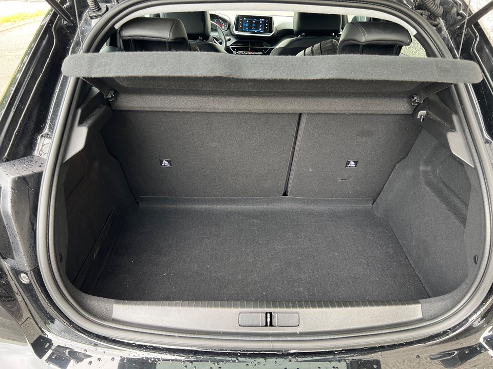 Peugeot 208 1,2 PureTech 100 Allure 5d