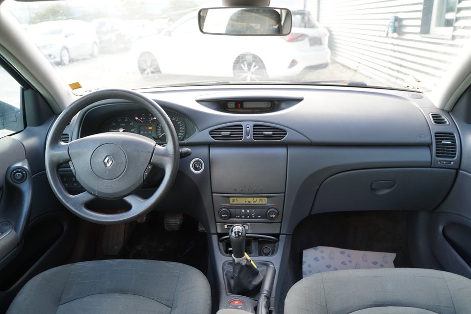 Renault Laguna II 1,8 Authentique 5d