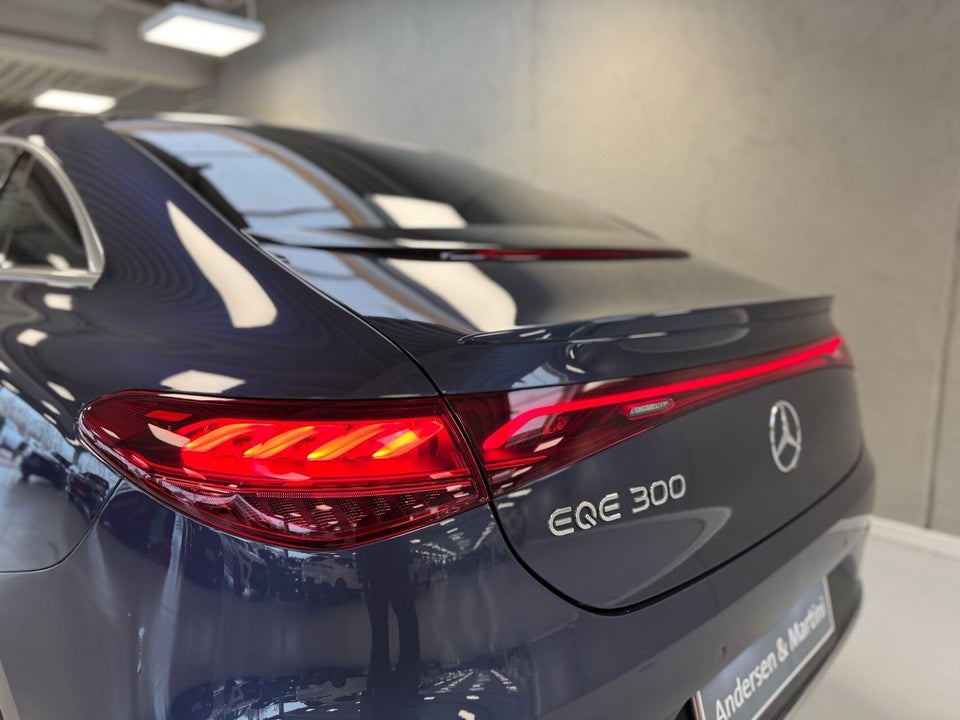 Mercedes EQE300 Avantgarde 4d