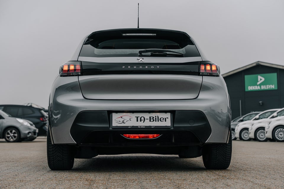 Peugeot e-208 50 Active 5d