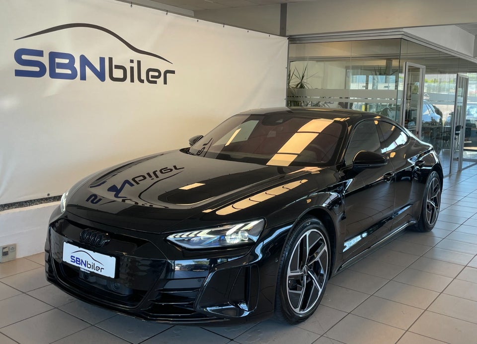 Audi e-tron GT quattro 4d