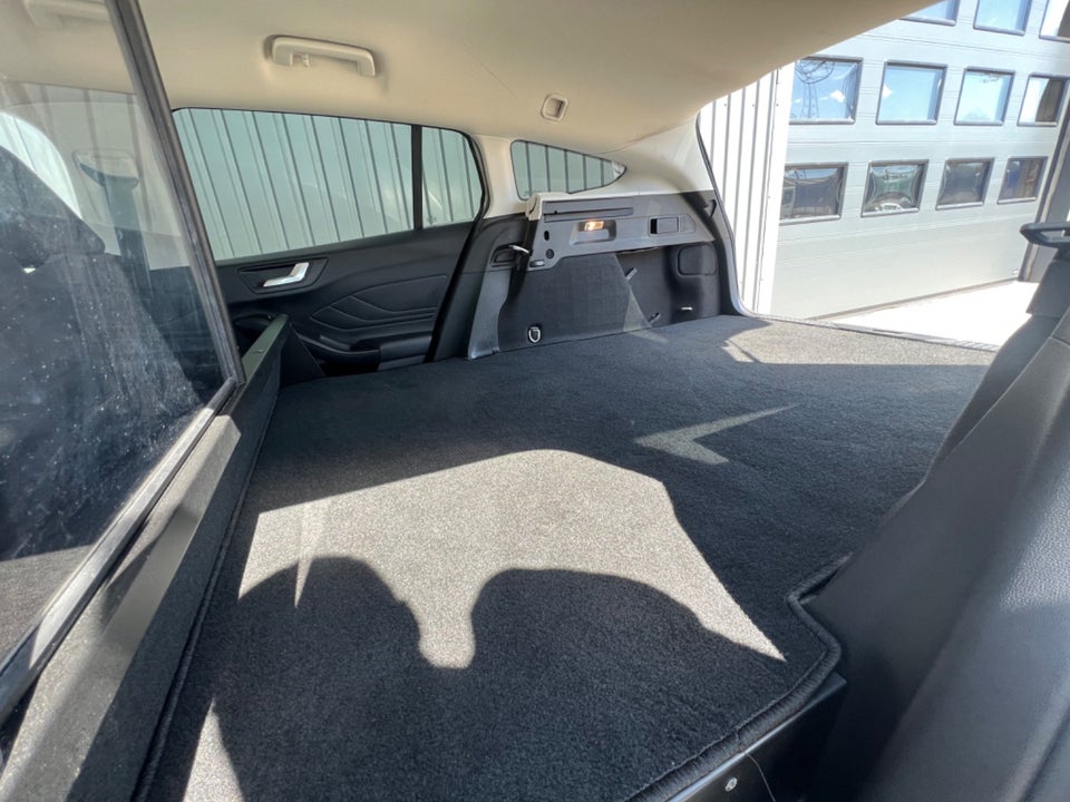 Ford Focus 1,5 EcoBlue Titanium stc. aut. Van 5d