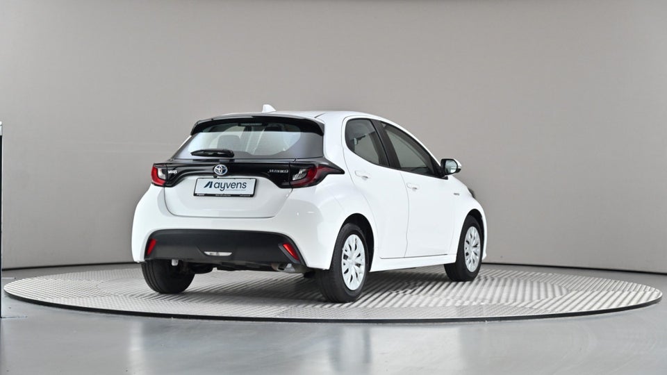 Toyota Yaris 1,5 Hybrid H3 e-CVT 5d