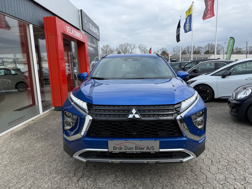 Mitsubishi Eclipse Cross 2,4 PHEV Intense CVT 4WD 5d