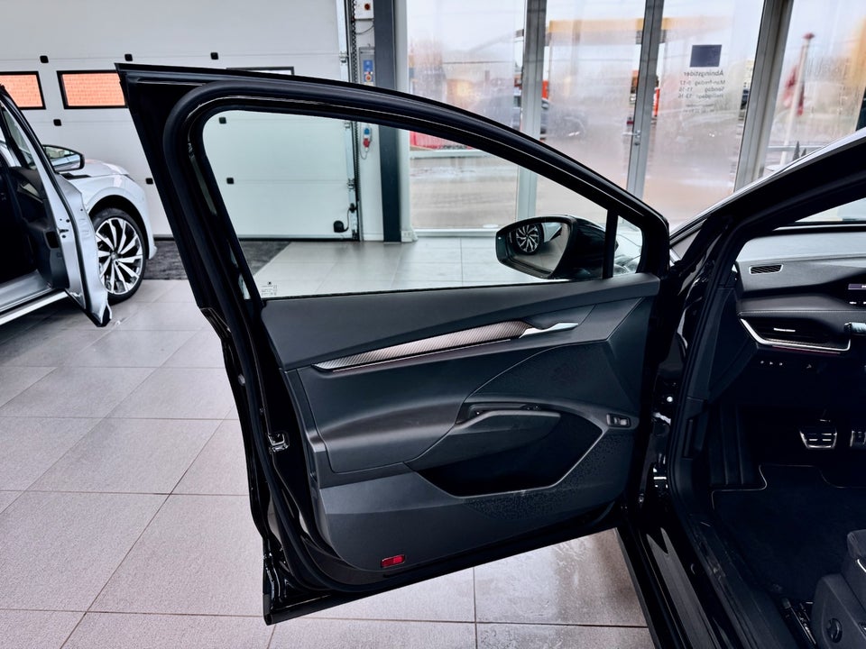 Skoda Enyaq 85x iV Sportline 5d
