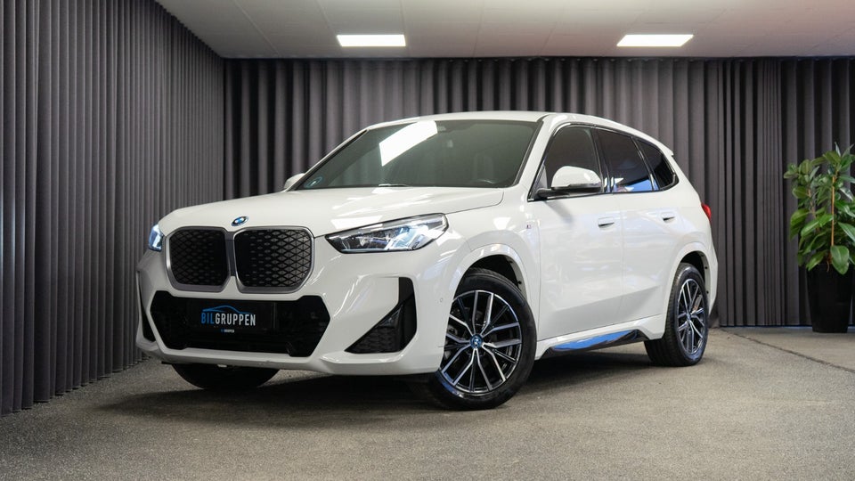BMW iX1 eDrive20 M-Sport 5d