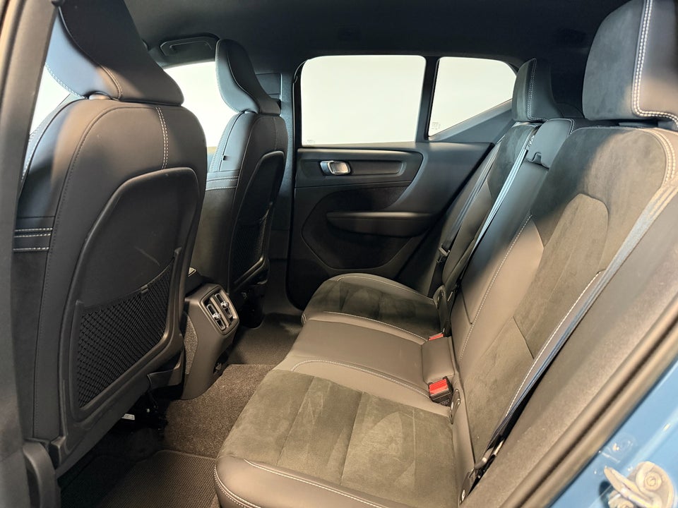 Volvo XC40 P6 ReCharge Plus 5d