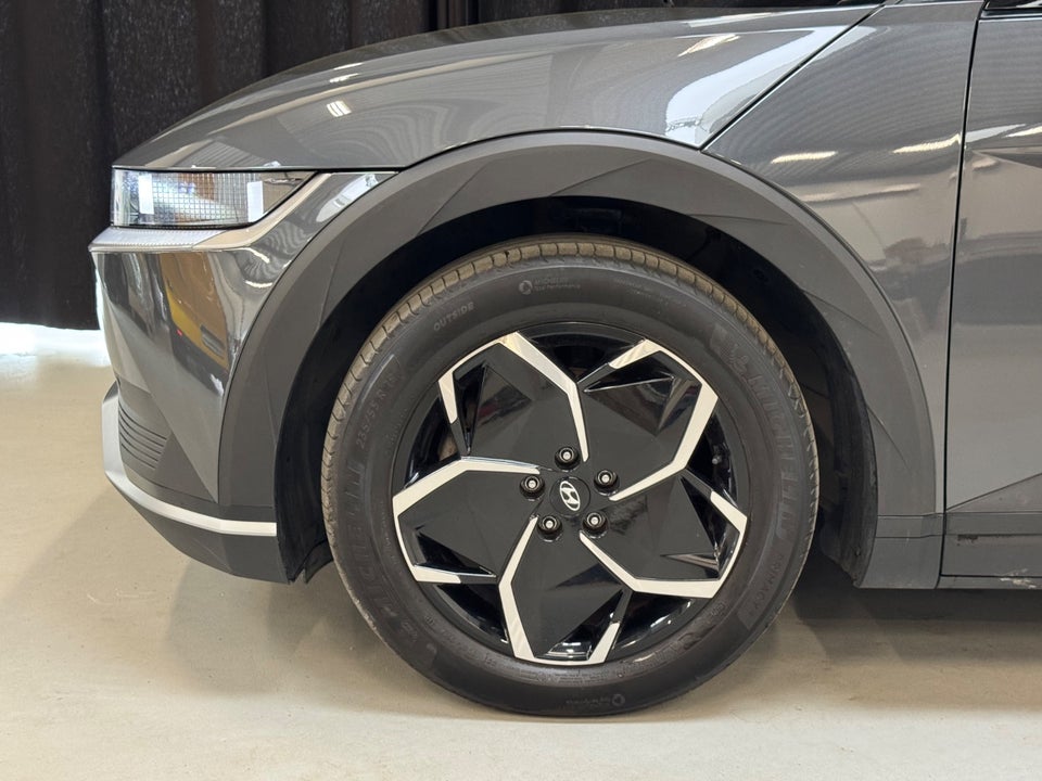 Hyundai Ioniq 5 77 Essential 5d