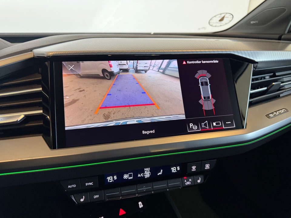 Audi Q4 e-tron 40 Sportback 5d