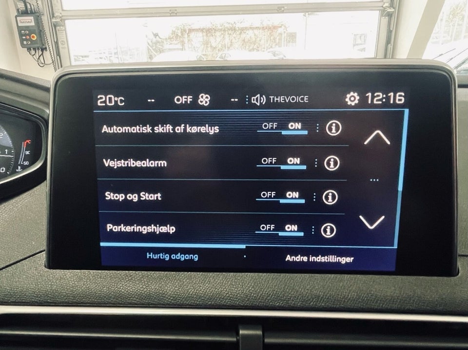 Peugeot 3008 1,2 e-THP 130 Allure EAT6 5d