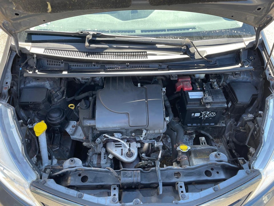 Toyota Yaris 1,0 VVT-i T1 5d