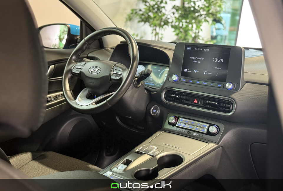 Hyundai Kona 39 EV Select 5d