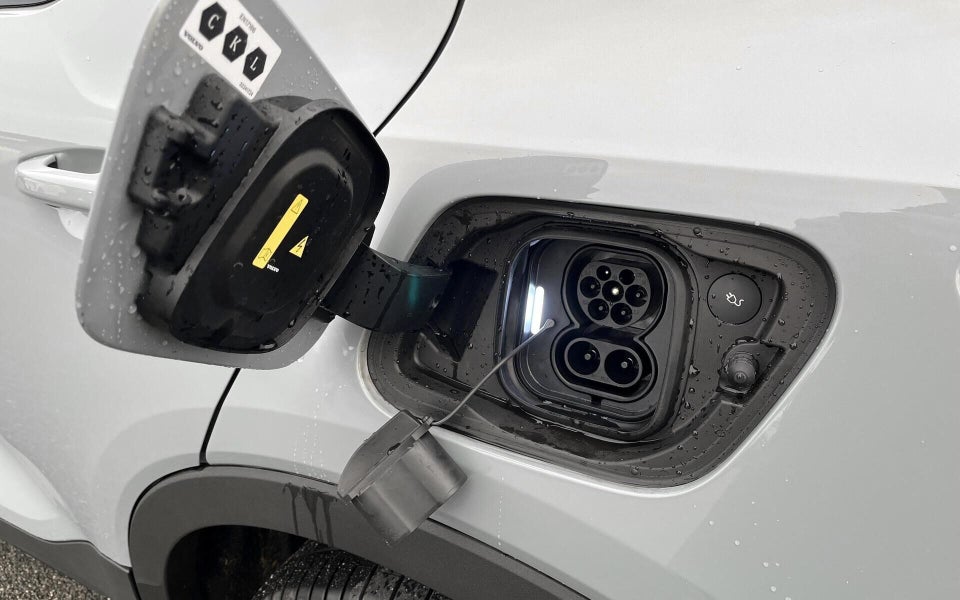 Volvo EX40 Extended Range Black Edition 5d