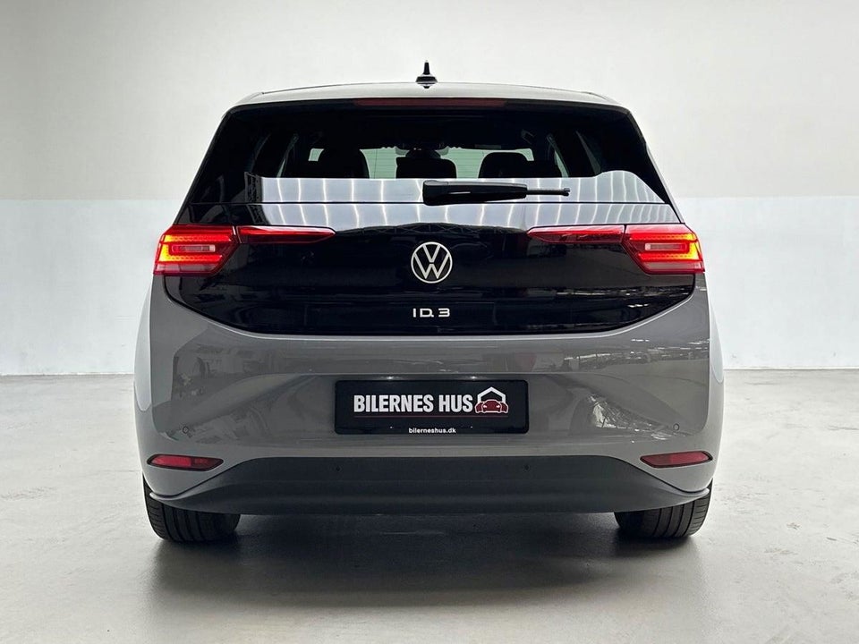 VW ID.3 Tech 5d