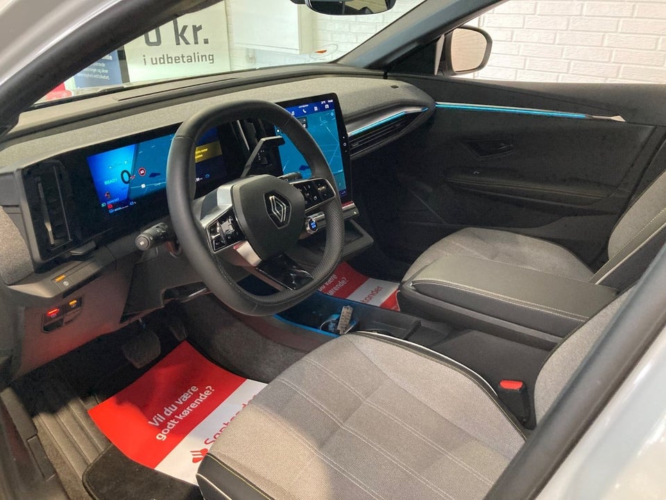 Renault Megane E-Tech 60 Techno 5d