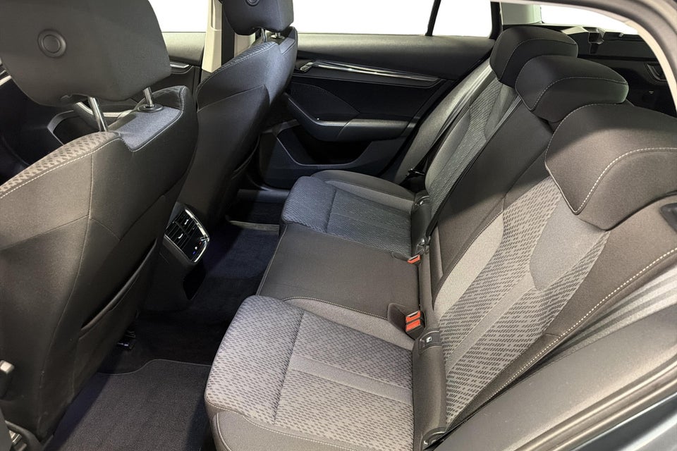 Skoda Octavia 1,5 eTSi 150 Style Combi DSG 5d