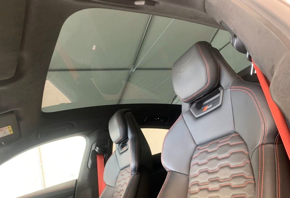 Audi RS e-tron GT quattro 4d