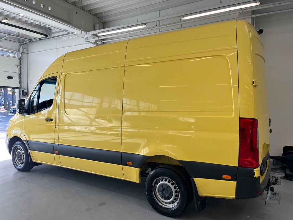 Mercedes Sprinter 316 2,2 CDi A2 Kassevogn RWD