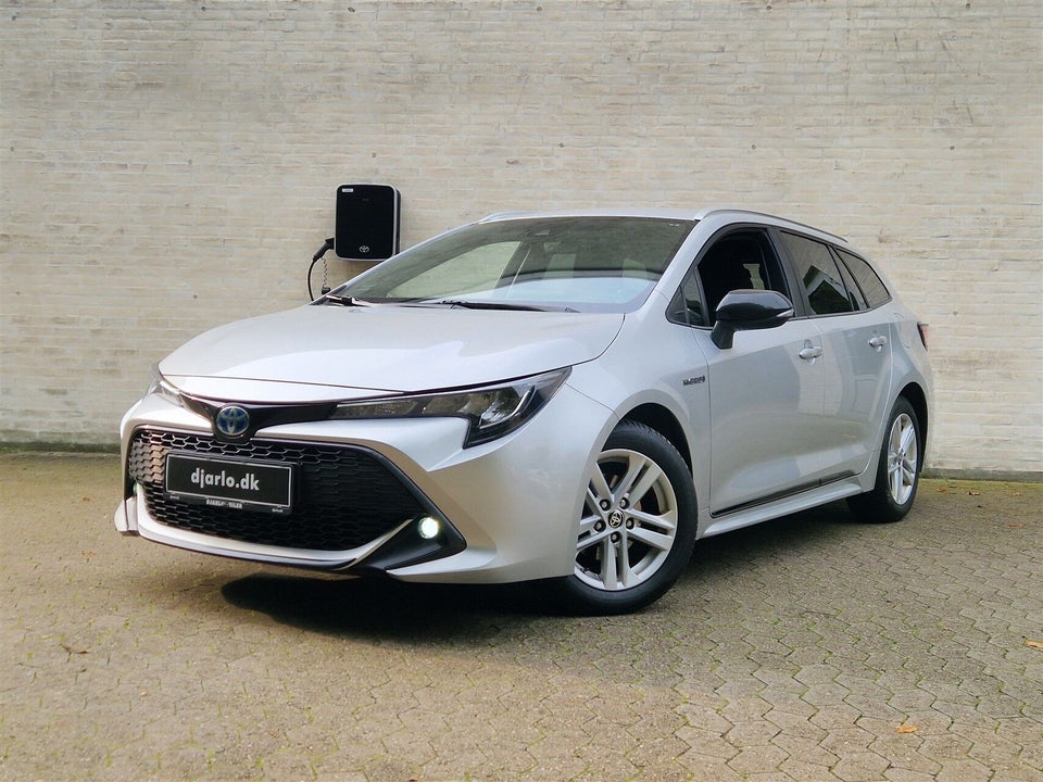 Toyota Corolla 1,8 Hybrid H3 Smart Touring Sports MDS 5d