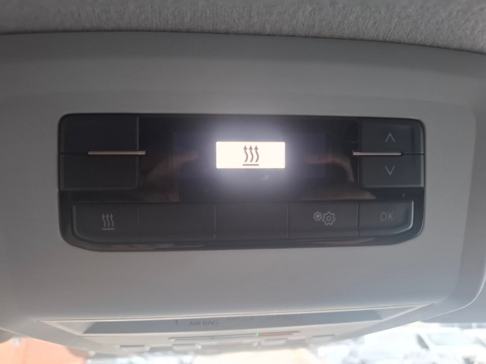 VW Transporter 2,0 TDi 150 Kassevogn DSG lang