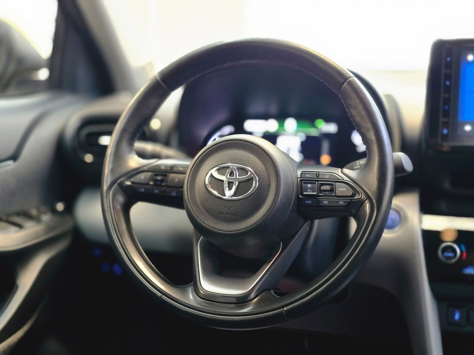 Toyota Yaris Cross 1,5 Hybrid Active Tech e-CVT 5d