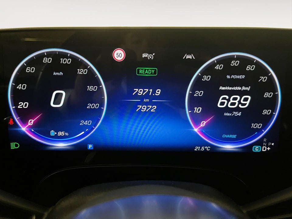 Mercedes CLA350 EQ Progressive 4Matic 4d